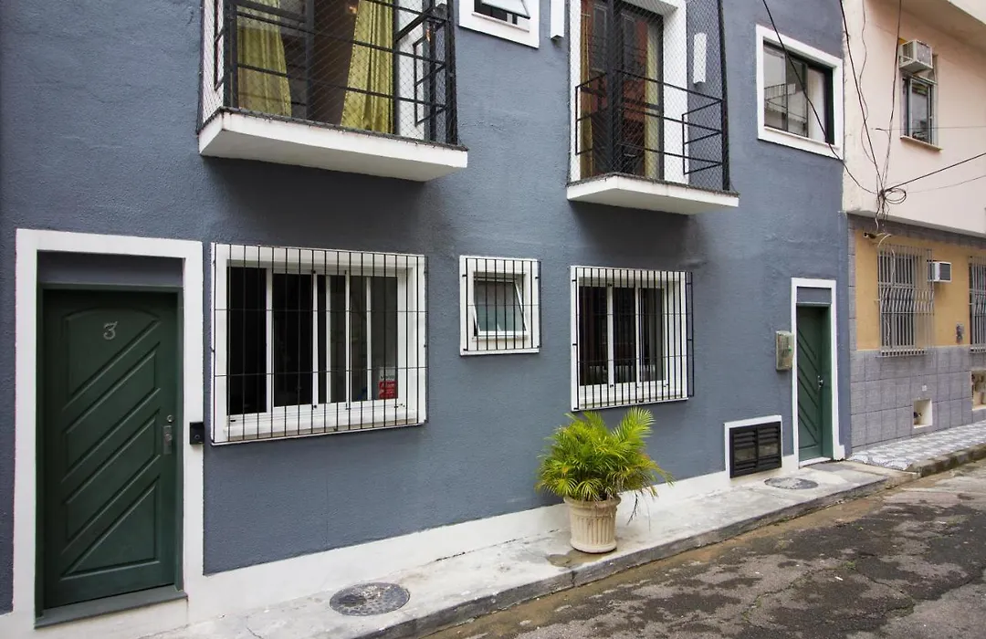 Suítes/Studios Privados Copacabana-1